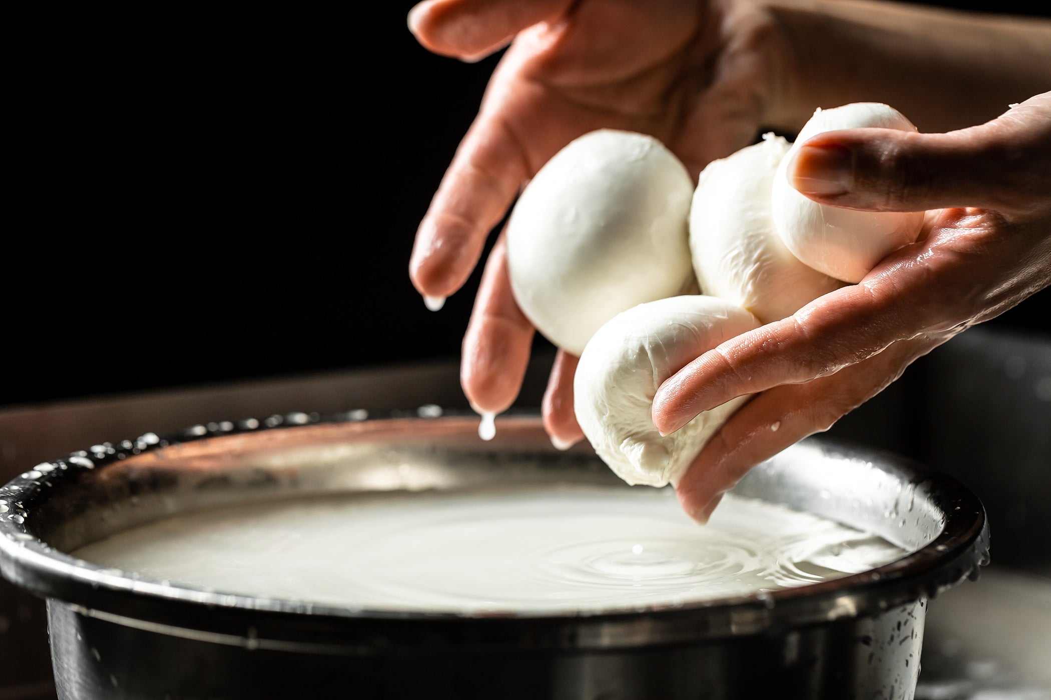 Stretching mozzarella the old-world way in Maplebrook's early days