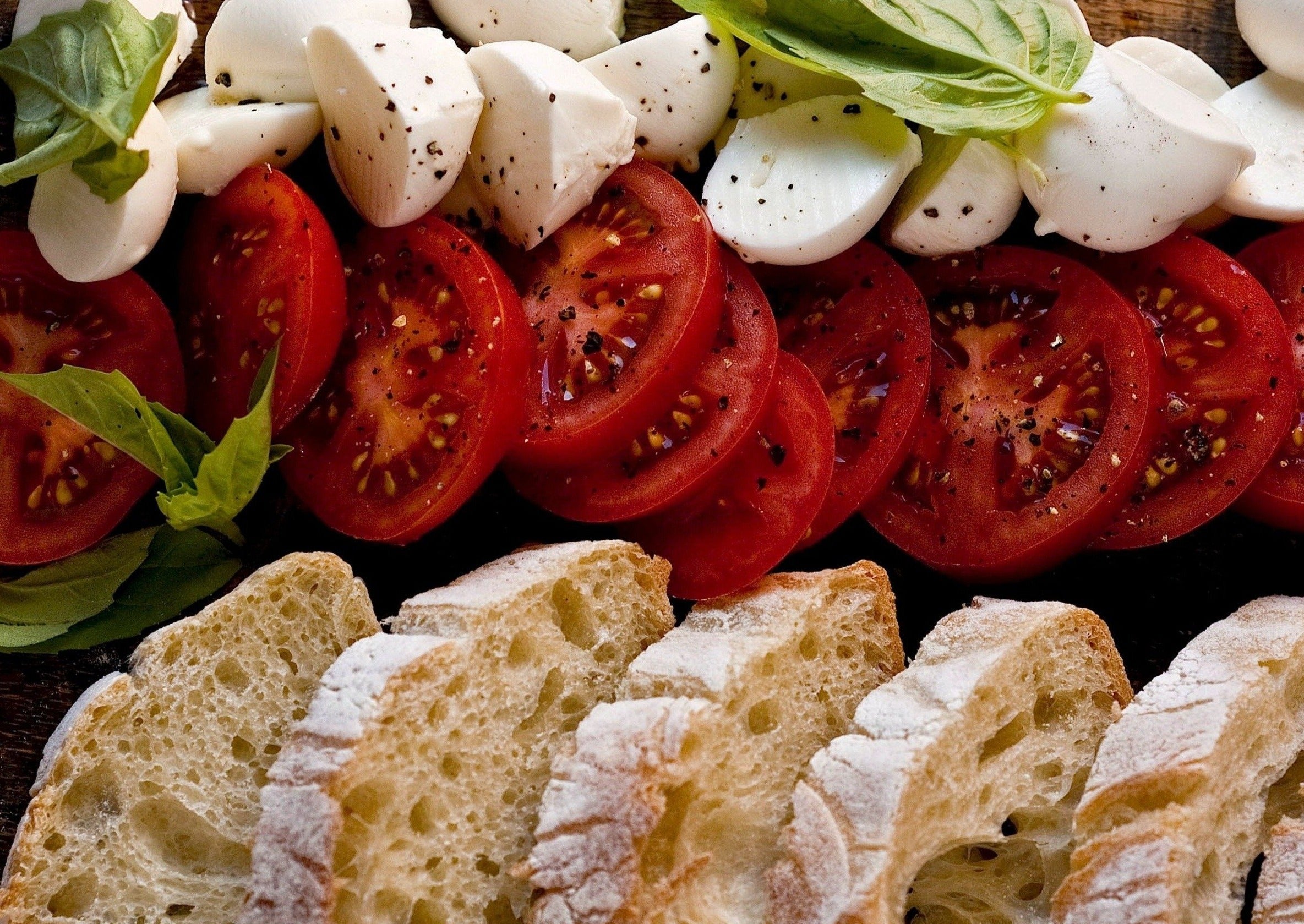 Fresh Maplebrook mozzarella with crusty bread, tomatoes and herbs